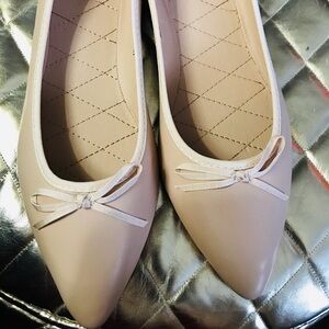 🌺Beautiful Ballet Flats***NEW***